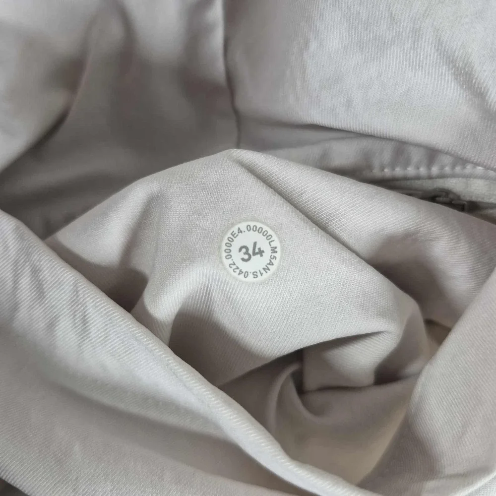 Lululemon Relaxed Tapered Trouser Pants Men's 34x26‎ White Twill Casual LM5AN1S